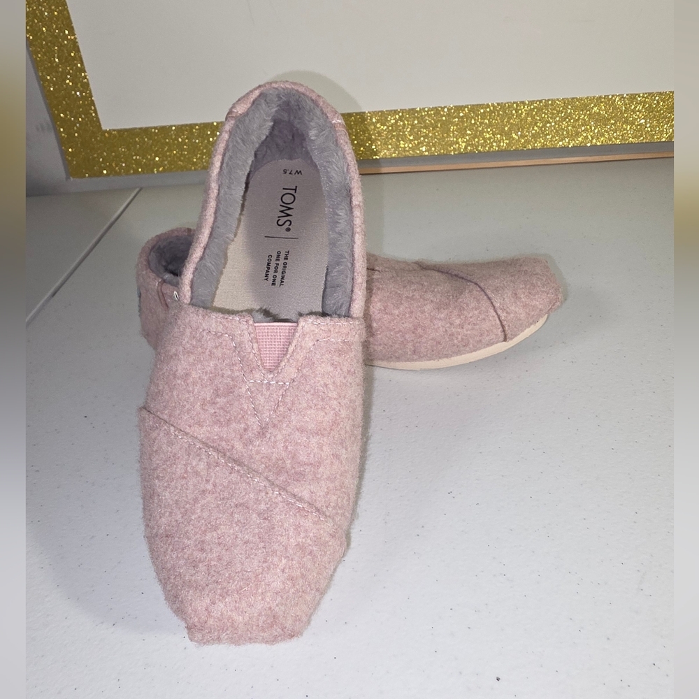 TOMS Women's Alpargata Faux Fur Lined Slip-On Flats dusty rose Sz.7.5 Slippers - Picture 2 of 16
